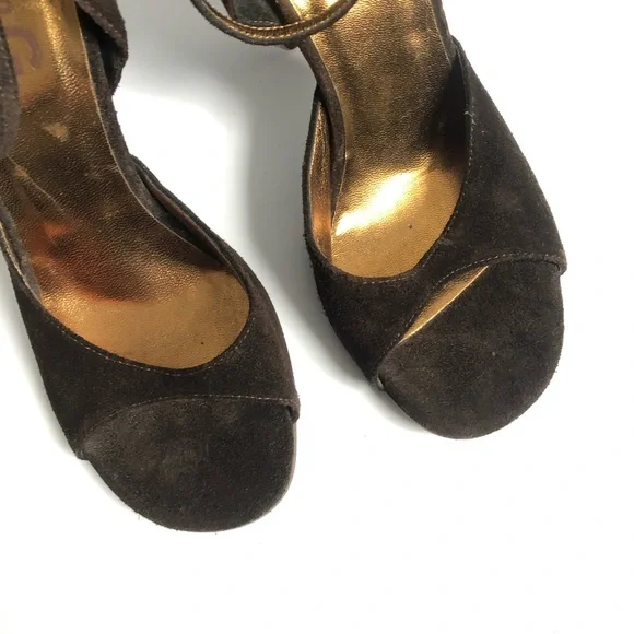 Vintage Dolce & Gabbana Peep Toe Sandals with Ankle Strap - Picture 5 of 8